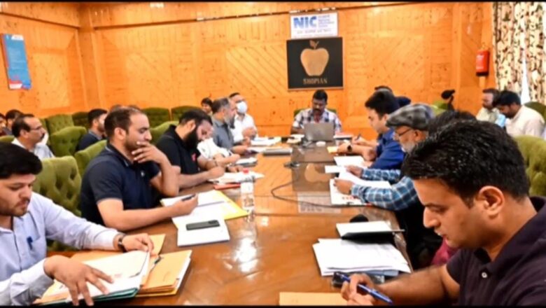 Election preparations underway in Shopian: Observer holds key meeting