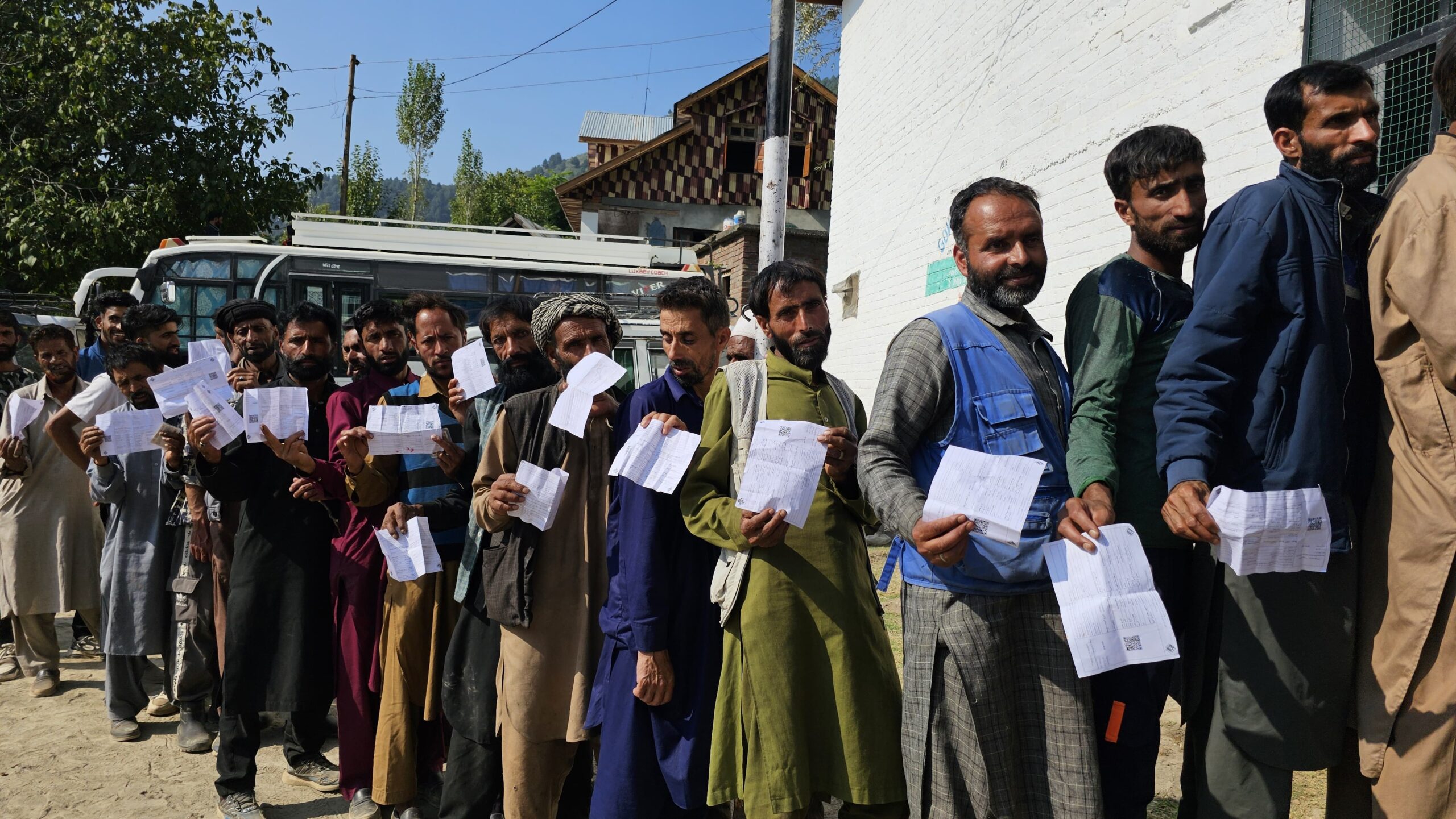 8.89 per cent voting in Baramulla till 9 A.M.