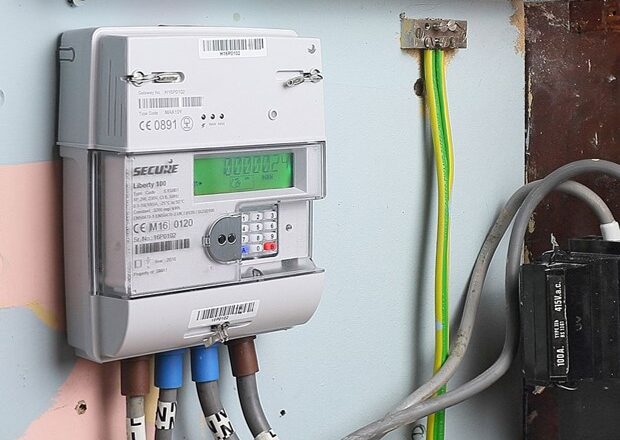 Protests against Smart metres gain momentum in Maharashtra, West Bengal stops installation after public anger