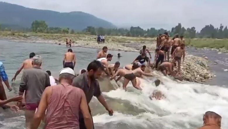 After weeks of silence, elderly Kashmiri farmers restore life to Nandi irrigation Canal