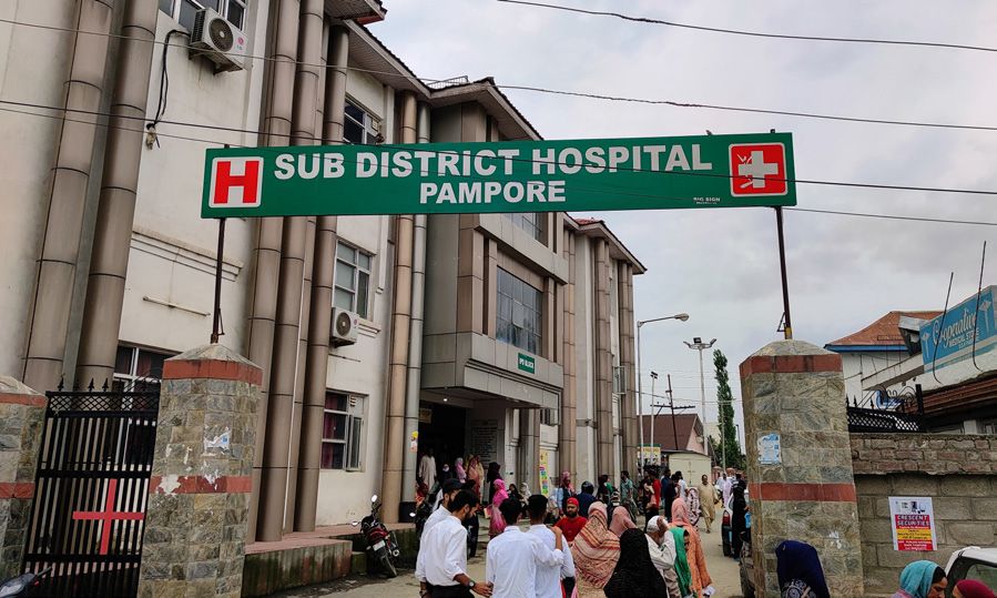 Locals in Pampore demand female medical staff at sub district hospital