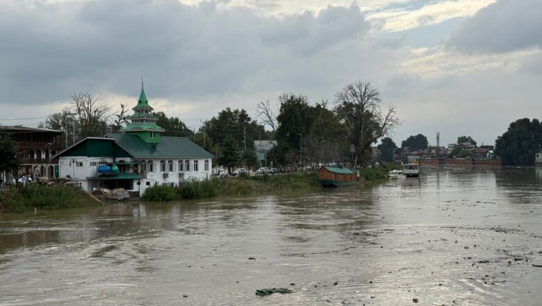 ‘Sun in Srinagar doesn’t matter’: How south Kashmir rains decide the city’s fate