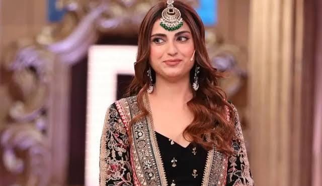 ‘Terrorist’ slur against Farhana Bhatt triggers backlash over anti-Kashmiri bias